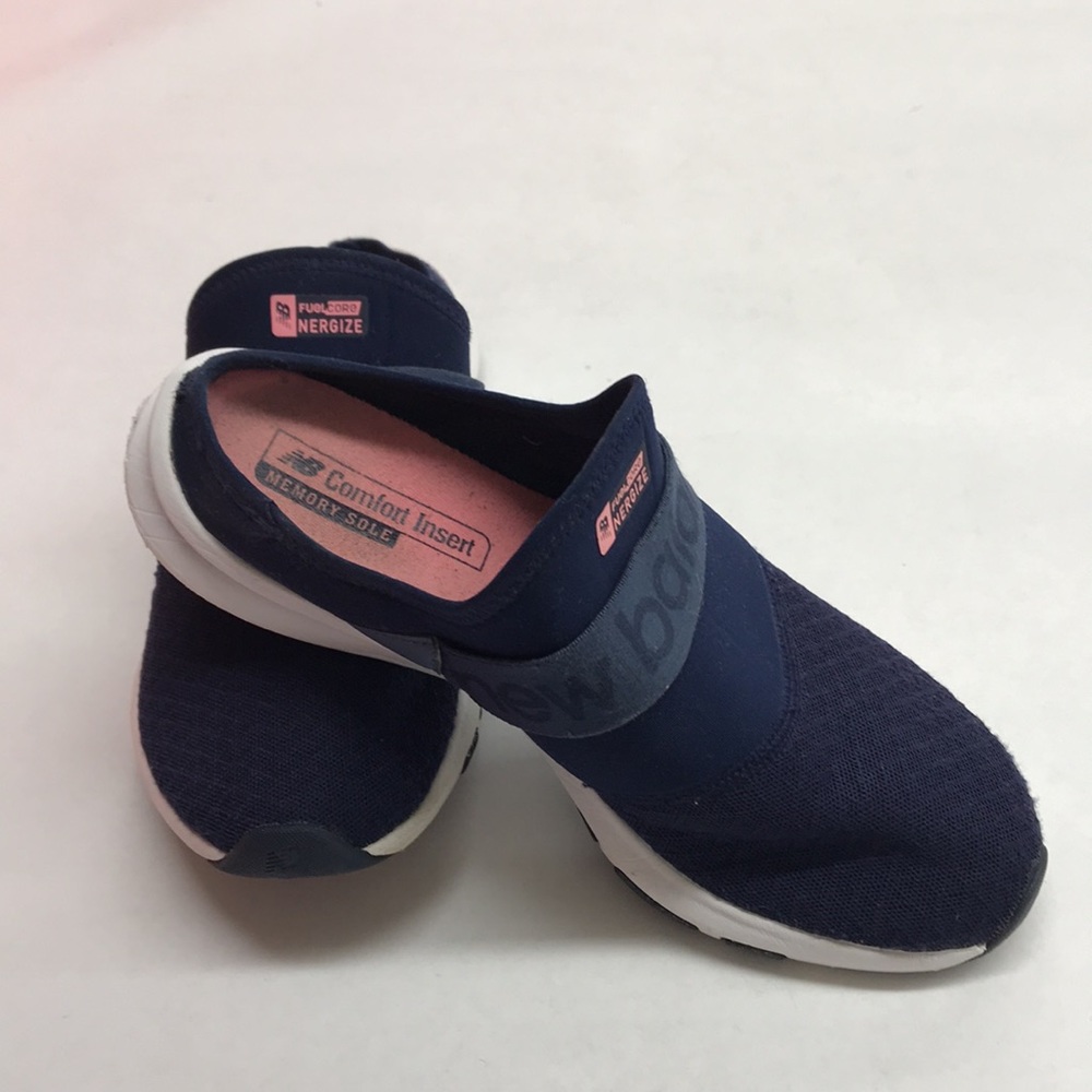 NEW BALANCE FUEL CORE NERGIZE Women’s Mules, Size 7, Navy blue, Good Condition